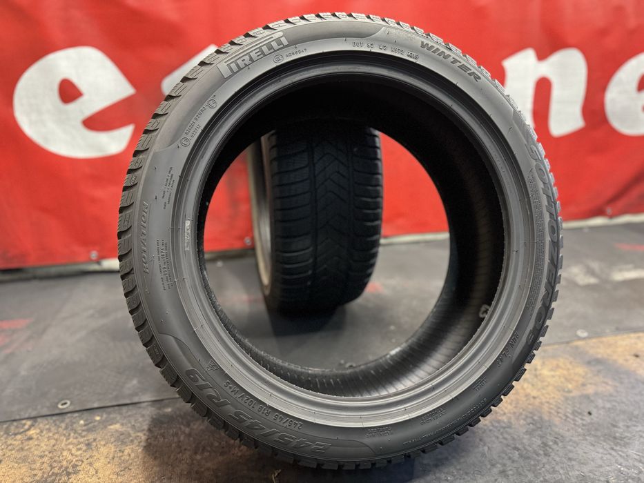 245 45 19, Зимни гуми, Pirelli SottoZero3, 2 броя