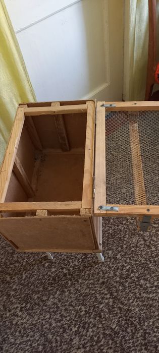 Продаються клетки