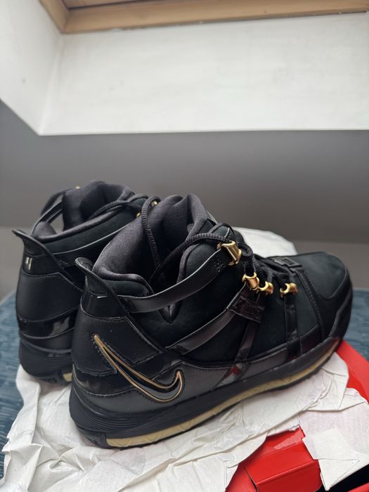 Nike Zoom Lebron 3 QS Black Metallic Gold
