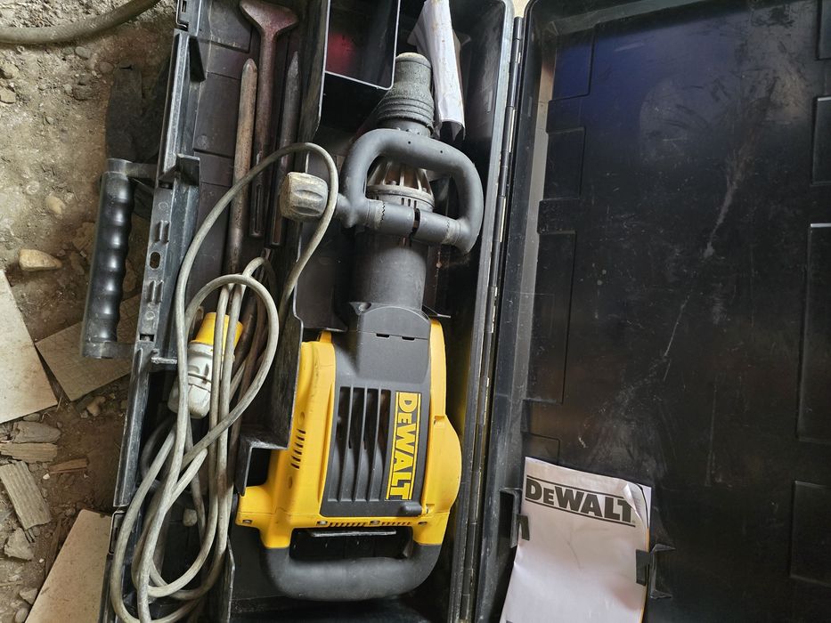 Pikamer dewalt la 110v