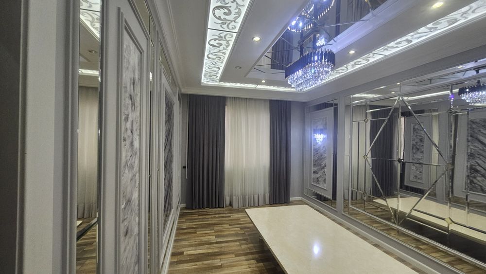 Продаётся 4 комнатная квартира в Чиланзар 18 квартал 8 дом