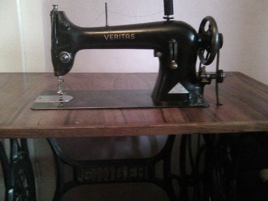 Vand masina de cusut germana