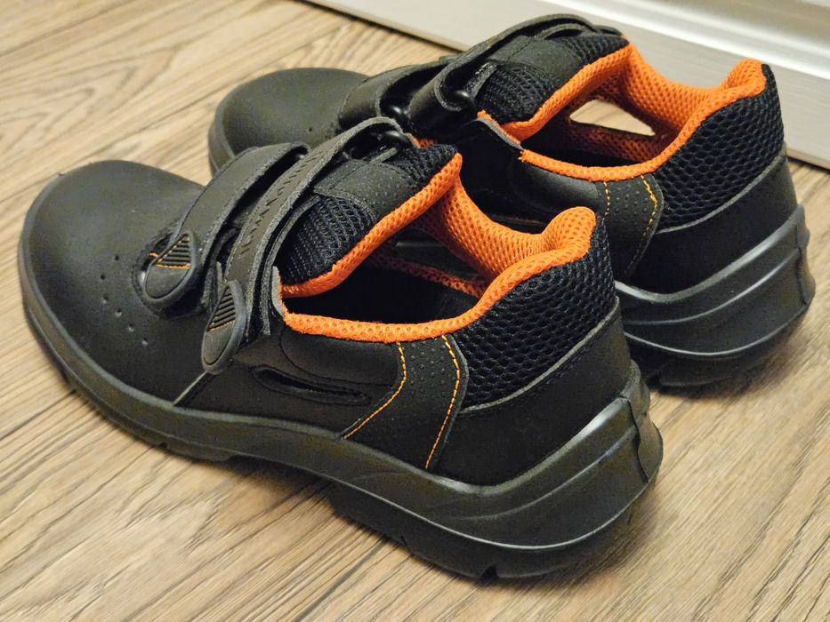 Pantofi cu protecție Honeywell 42