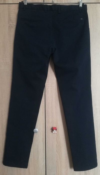 НОВ мъжки панталон BOSS, тъмносин, размер 34/34