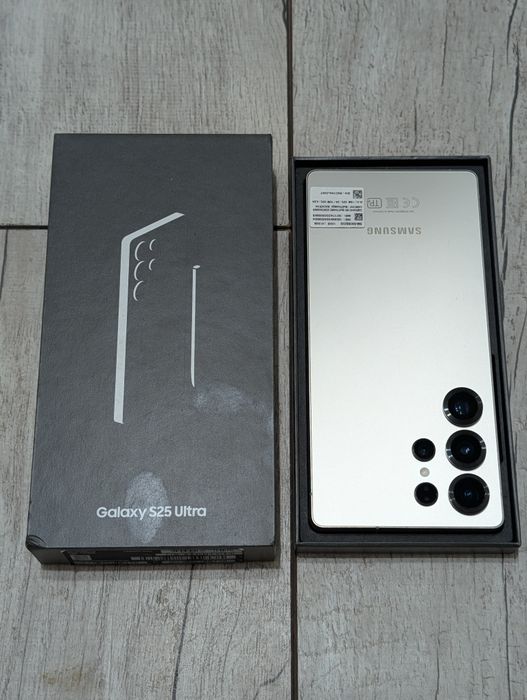 Samsung S25 Ultra 512 gb Ram 12 5G EAC