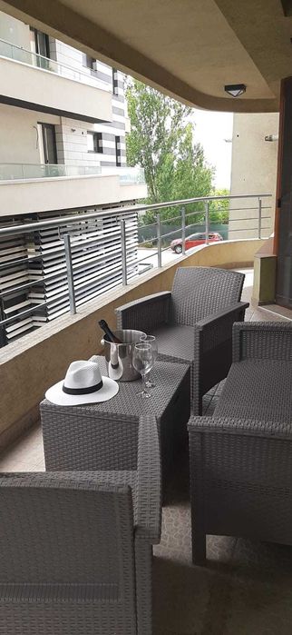 Proprietar,închiriez apartament 2 camere,Mamaia zona Scandinavia