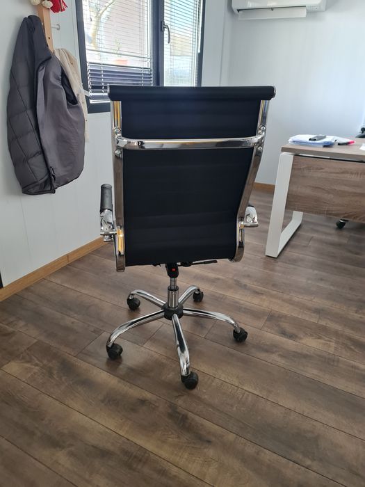 Директорски офис стол