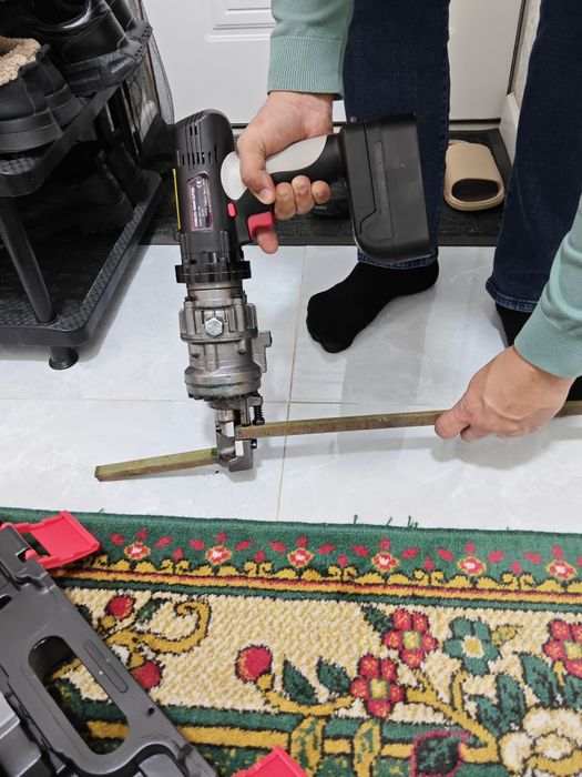 Аккумулятор гедравлический арматура рез до 16 мм Срочно