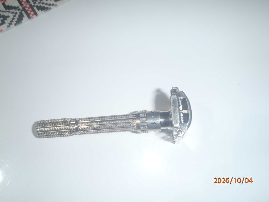 Aparat vechi ras barbierit 1963  Gillette Slim Adjustable Made in USA I4  aproape nou