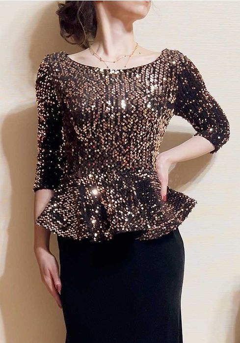 Вечернее платье в пол с рукавом