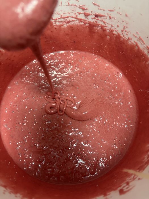 Miere cu zmeura , afine si capsuni