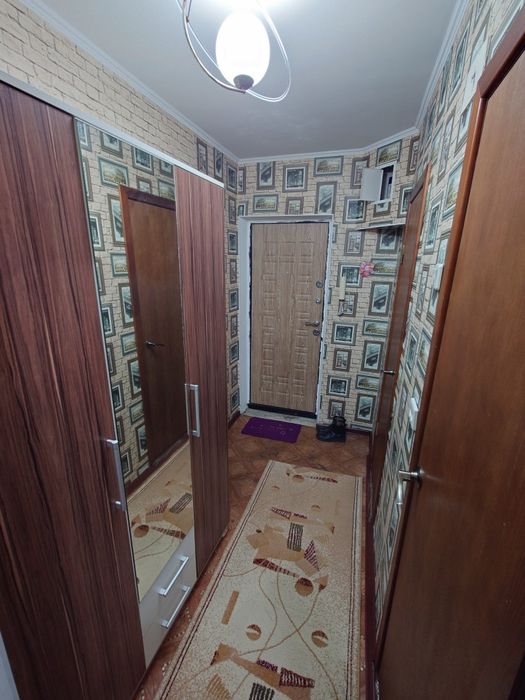 Сдам 1 ком. на 8 микр.