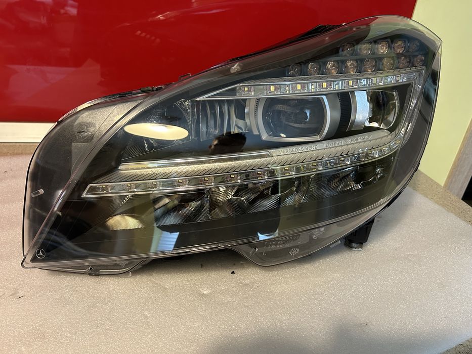 Far stanga Mercedes CLS full led cu varianta 3 calculatoare