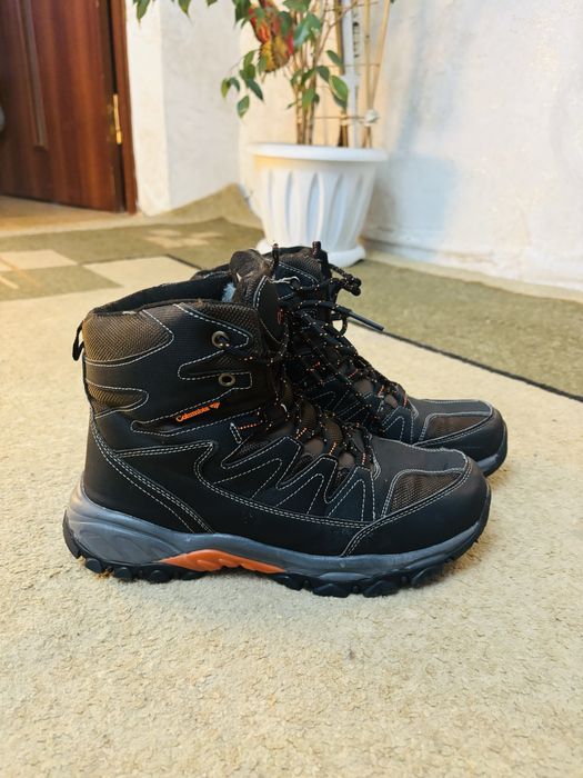 Продам синий пиджак