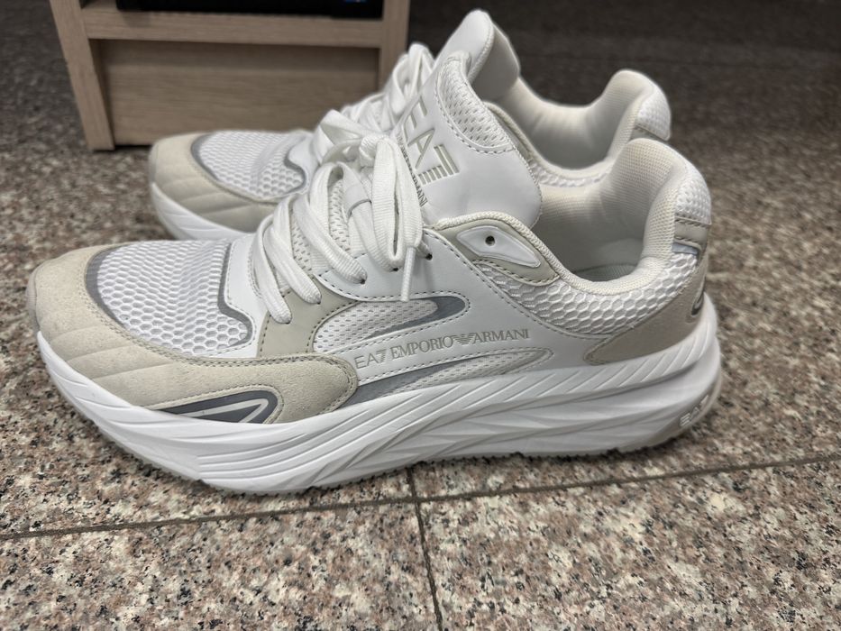 Обувки Armani 44 номер с гаранция