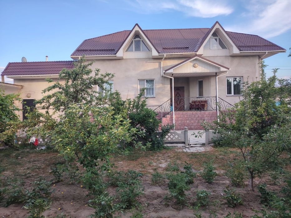 Продаётся дом с участком