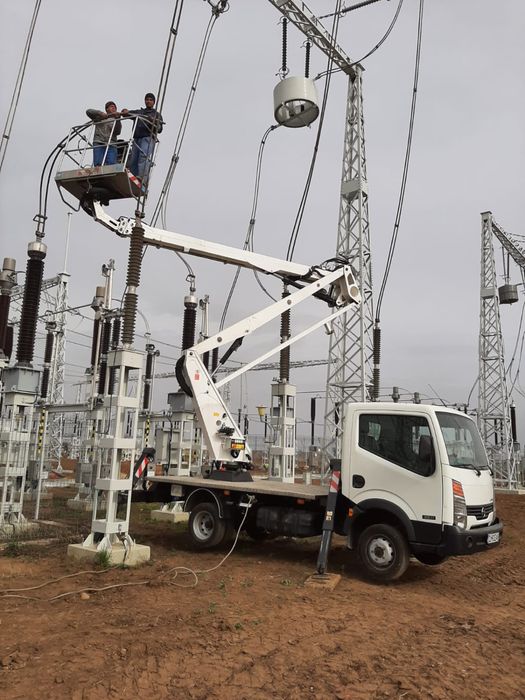 Inchiriez nacela Prb Nissan Cabstar, oil&steel snake 2112,