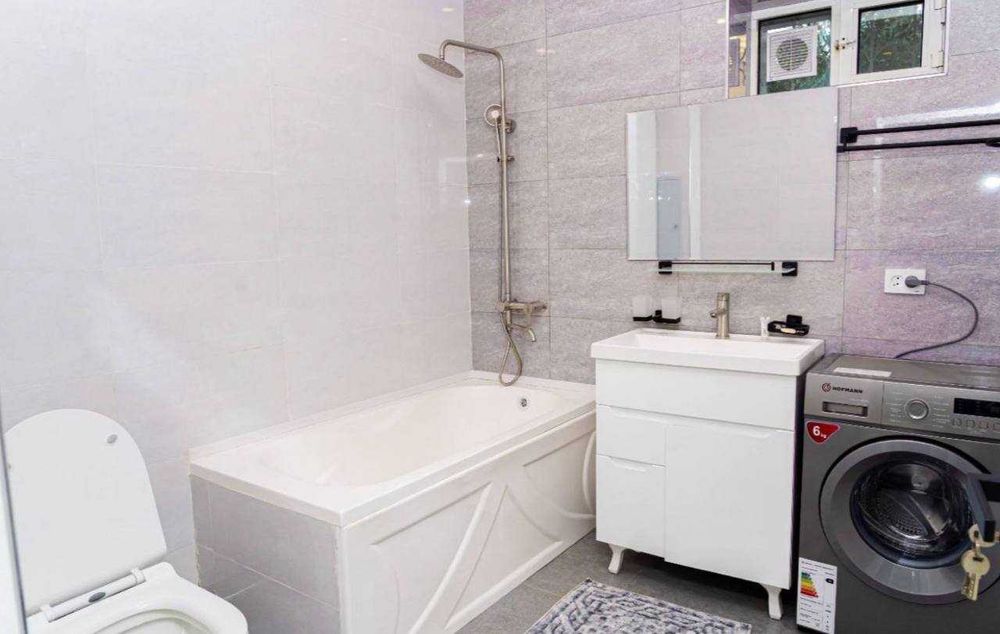 Эльбек, Канадская школа, магазин Виноград, 77-я серия