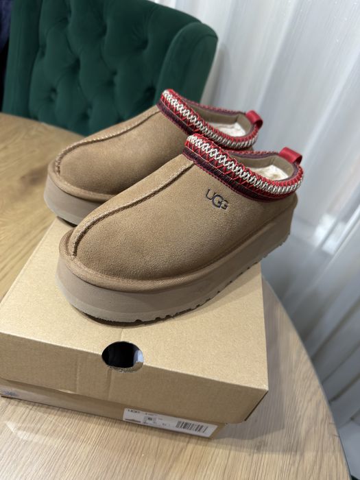 Ugg tazz marimea 37