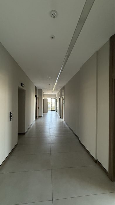 Б/Ц на Ц-5 580м2 12 кабинетов центр города