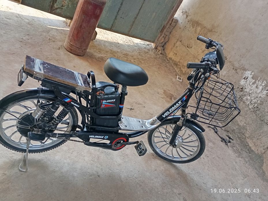 Электро велосипед сотилади