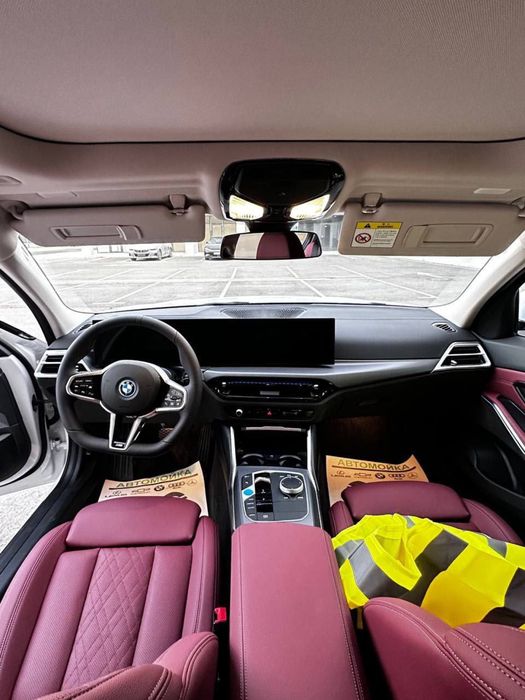 BMW i3 35L 2025 yil
