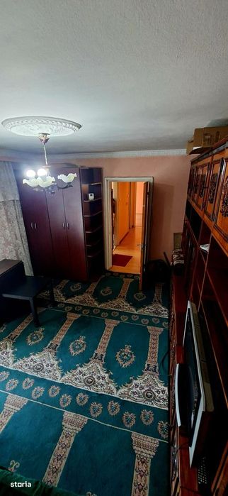 2 camere Trivale , Decomandat / Centrală , Amplasament EXCELENT