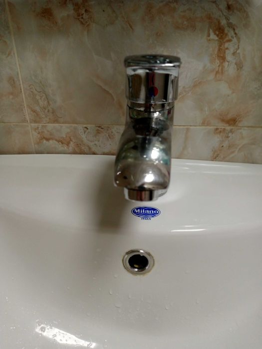 Smesitel sotiladi 130 ming. Смеситель для раковины Б/У Paffoni