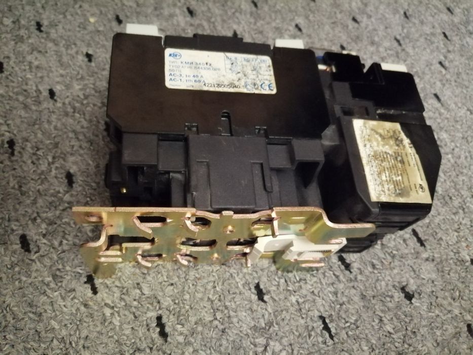 КОНТАКТОР пускатель