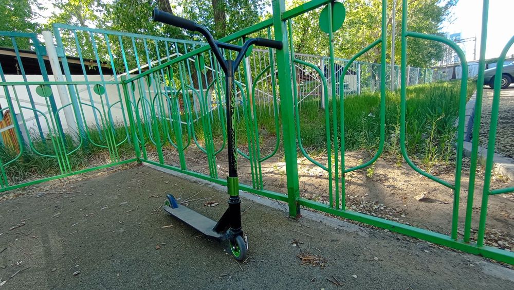 Трюковой самокат