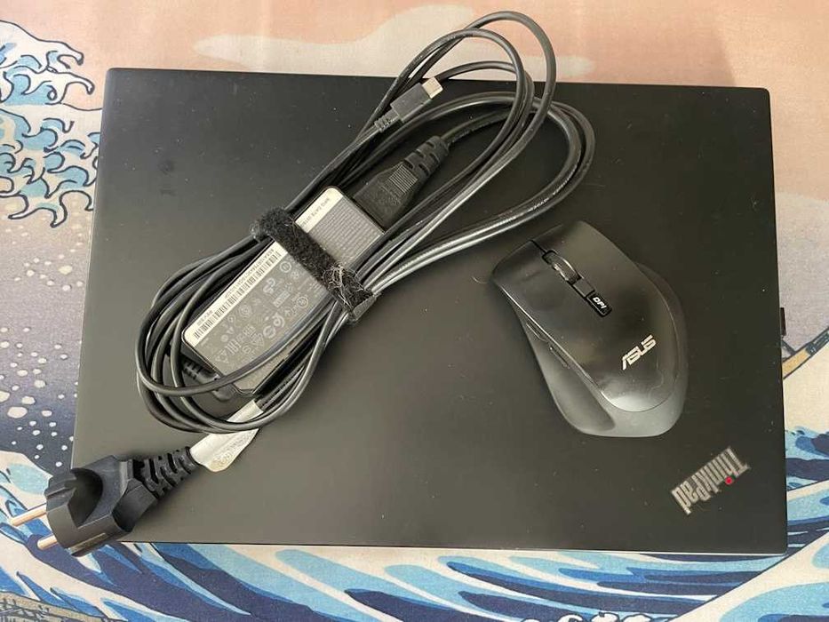 Laptop Lenovo T480s i5-8250U 20GB RAM, incarcator, mouse, Windows