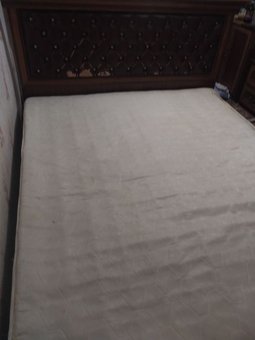 Спальни 1та тумбачка 2та нархини келишамиз