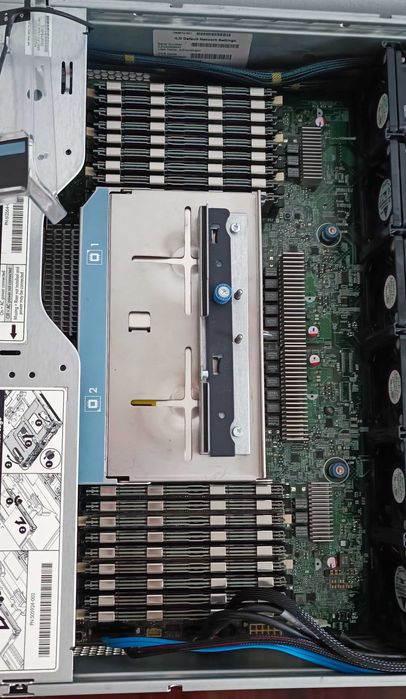 Server HP ProLiant DL380 G7, 2 X Intel Xeon X5680 ( 3.33 GHz ), 148 GB DDR 3,  2.2 TB stocare