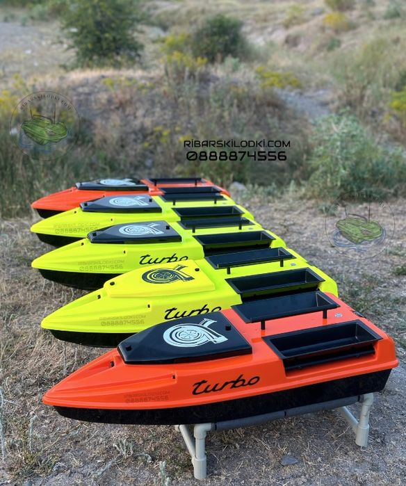 Бърза лодка за захранка TURBO с 3 години гаранция