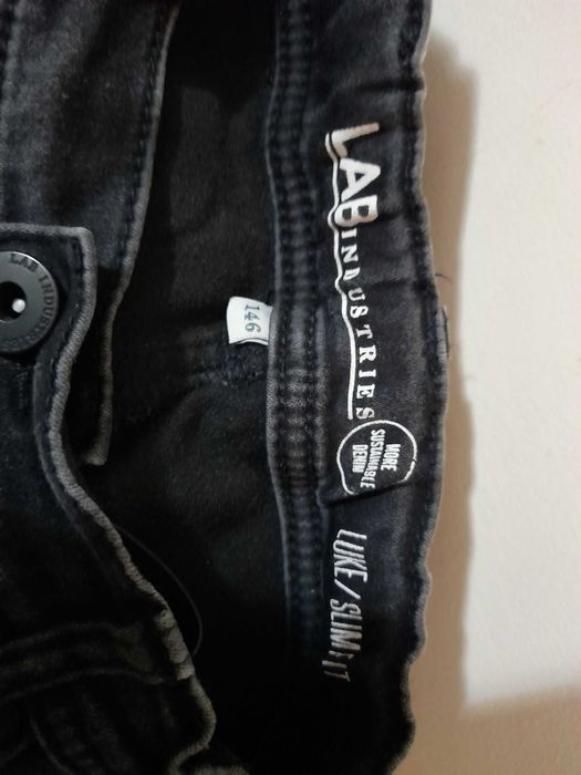 Blugi baieti marimea 140