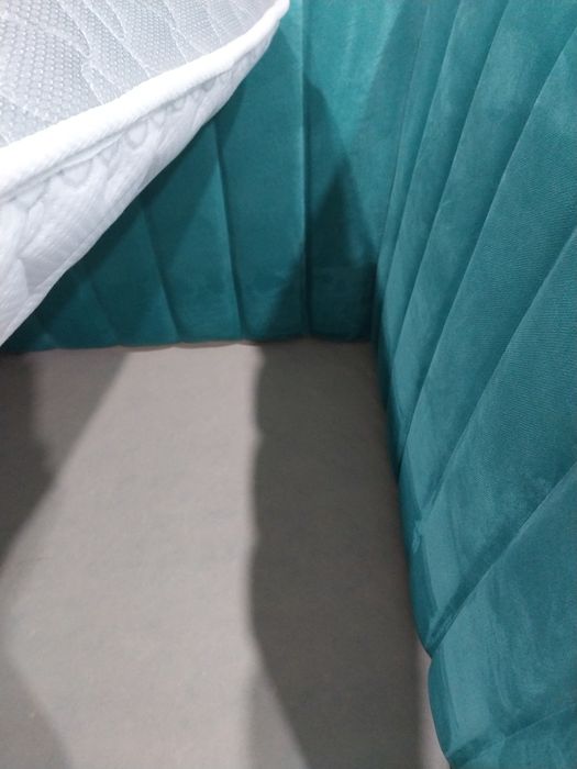 Подростковую  две  кровати.