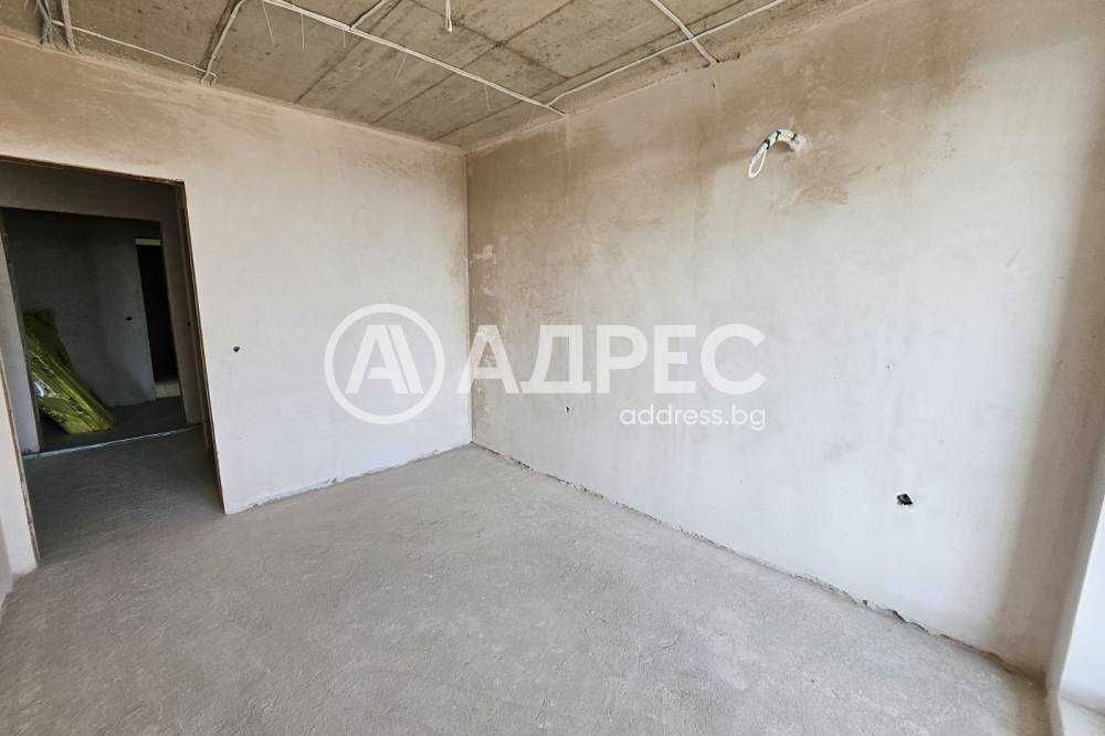 Двустаен апартамент в нова сграда пред АКТ 15