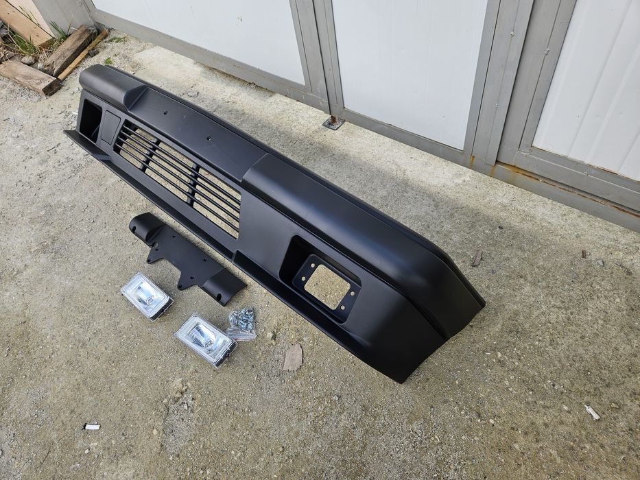 AMG предна броня за мерцедес W124 РАЗПРОДАЖБА