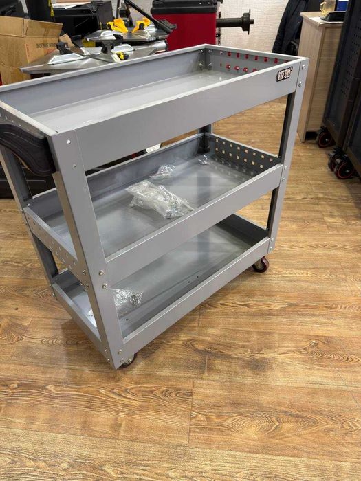 Инструментальная тележка AUTO TOOLS (3-ярусная)