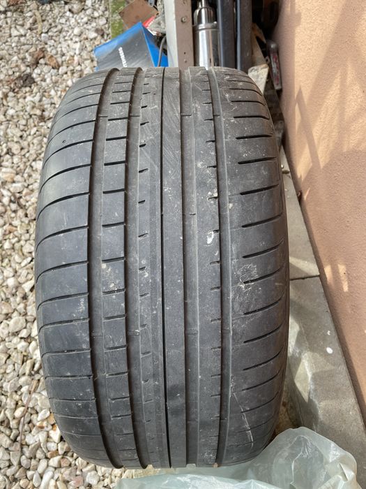 Anvelope runflet 2 dimensiuni r19 1400lei