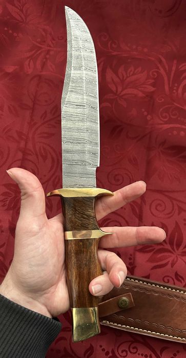 Промоция: Ръчно изработен ловен нож от дамаска стомана - 33см