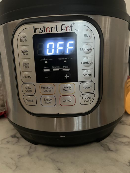 Мультиварка/ скороварка Instant Pot Duo