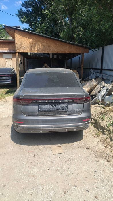 Geely Emgrand 2025 года