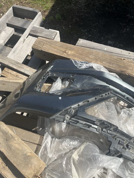 Продам бампер чанган кс55плюс