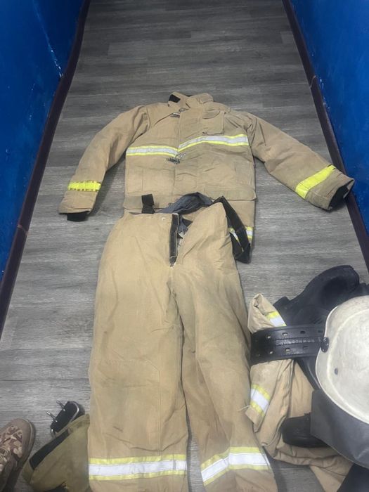 Продам боевые одежды пожарного