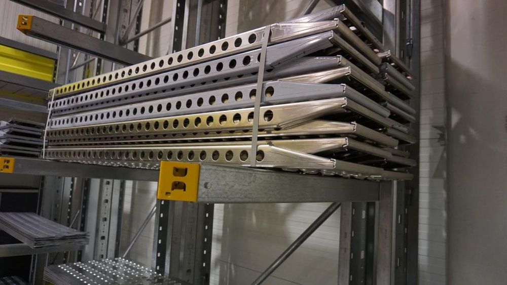 Tabla auto ambutisata | Rampe cale