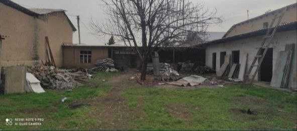 Продатся земля под строительство 4,6 соток  в Юкори Хасанбой. Кенсой