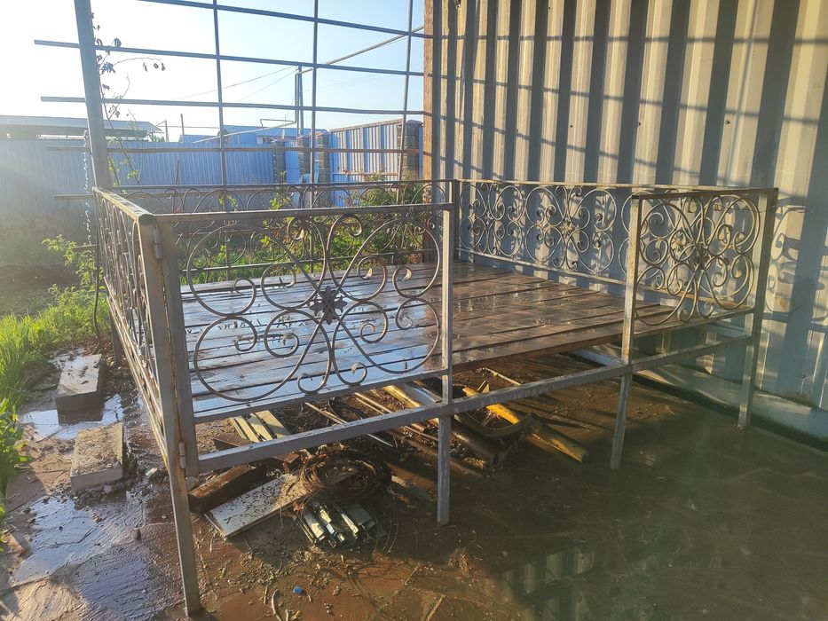 Тапчан 2700 на 2700