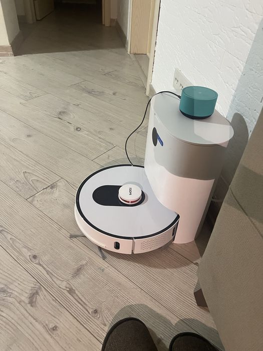 Продам робот пылесос Roidmi Eve plus