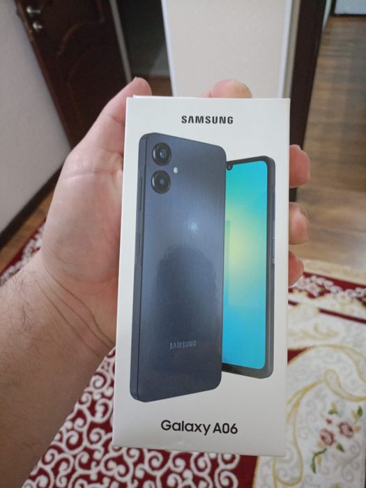 Продам телефон Самсунг А06